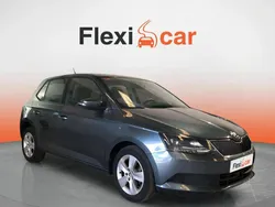 Gris Usado 2018 Skoda Fabia Active Berlina | 9290 € (Super precio)