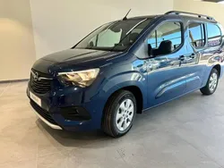 Azul Usado 2023 Opel Combo-e Life Elegance Monovolumen | 33.900 €