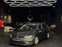 Gris / plata Usado 2019 VW Golf VII Sportline Berlina | 17.990 € (Un poco caro)