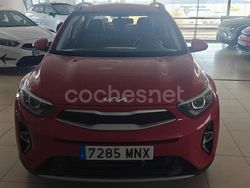 Rojo Usado 2024 Kia Stonic SUV | 18.900 € (Precio justo)