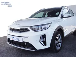 Blanco Usado 2024 Kia Stonic SUV | 20.200 € (Precio justo)