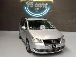 Gris / plata Usado 2008 VW Touran Edition Monovolumen | 8990 € (Un poco caro)