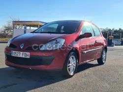 Rojo Usado 2006 Renault Clio II Dynamique Utilitario | 2350 € (Buen precio)