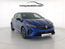 Azul Usado 2024 Renault Clio V Techno Berlina | 16.172 € (Buen precio)