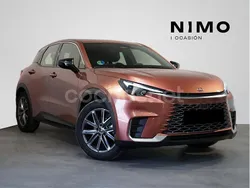 Negro Usado 2025 Lexus LBX SUV | 35.500 € (Precio justo)