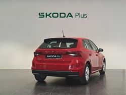 Rojo Usado 2022 Skoda Fabia Utilitario | 13.000 € (Buen precio)