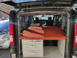 Negro Usado 2007 Opel Vivaro Cosmo Van | 15.950 €