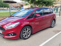 Granate Usado 2018 Ford S-MAX ST-Line Monovolumen | 19.750 € (Precio justo)