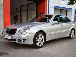 Plateado Usado 2007 Mercedes E350 Avantgarde Berlina | 15.990 € (Precio justo)