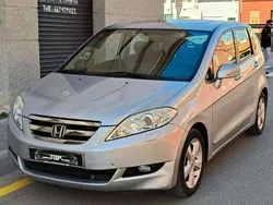 Honda FR-V