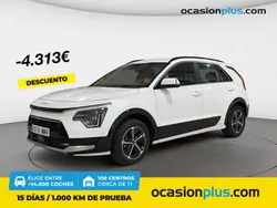 Blanco Usado 2024 Kia Niro SUV | 24.450 € (Precio justo)