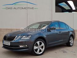 Gris / plata Usado 2019 Skoda Octavia Style Berlina | 21.500 € (Caro)