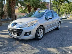 Gris / plata Usado 2012 Peugeot 207 Business-Line Berlina | 3900 € (Precio justo)
