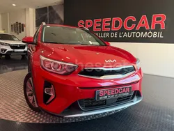 Rojo Usado 2024 Kia Stonic SUV | 19.900 € (Precio justo)