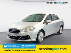 Gris plata Usado 2014 Fiat Linea Easy Berlina | 7200 €