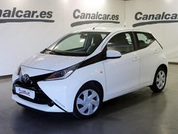 Blanco Usado 2015 Toyota Aygo X-cite Utilitario | 6925 € (Buen precio)
