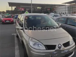 Beige Usado 2007 Renault Scénic II Dynamique Monovolumen | 3000 € (Precio justo)
