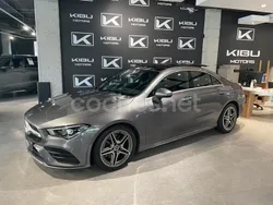 Gris / plata Usado 2022 Mercedes CLA200 Berlina | 40.900 € (Caro)