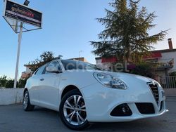 Blanco Usado 2012 Alfa Romeo Giulietta Progression Berlina | 9500 € (Precio justo)