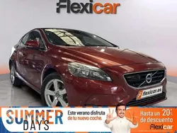Burdeos Usado 2016 Volvo V40 Momentum Familiar | 12.490 € (Buen precio)