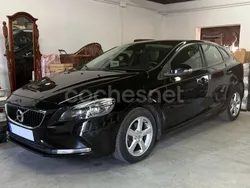 Negro Usado 2019 Volvo V40 Momentum Familiar | 10.990 € (Buen precio)