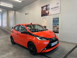 Naranja Usado 2016 Toyota Aygo X-cite Utilitario | 8500 € (Precio justo)