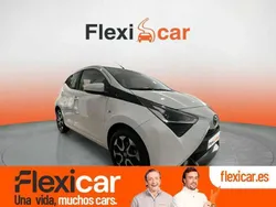 Blanco Usado 2022 Toyota Aygo X-play Utilitario | 11.790 € (Super precio)
