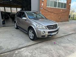 Beige Usado 2006 Mercedes ML63 AMG AMG SUV | 19.000 €