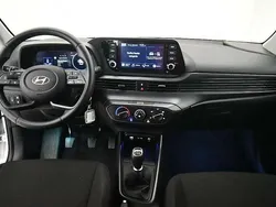 Verde Usado 2024 Hyundai i20 Utilitario | 14.270 € (Buen precio)