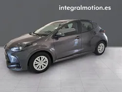 Grisnegro Usado 2022 Toyota Yaris Edition | 16.500 € (Precio justo)