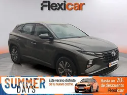 Gris / plata Usado 2023 Hyundai Tucson SUV | 22.990 € (Precio justo)
