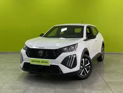 Gris Usado 2024 Peugeot e-208 Allure Utilitario | 23.300 € (Precio justo)