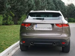 Beige Usado 2016 Jaguar F-Pace Portfolio SUV | 18.500 €