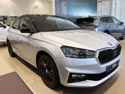 Plateado Nuevo 2025 Skoda Fabia Utilitario | 19.900 € (Precio justo)