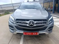 Gris / plata Usado 2017 Mercedes GLE500 SUV | 26.900 €