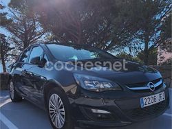 Negro Usado 2015 Opel Astra Selective Berlina | 8900 € (Precio justo)