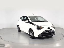 Blanco Usado 2021 Toyota Aygo X-play Utilitario | 12.500 € (Precio justo)