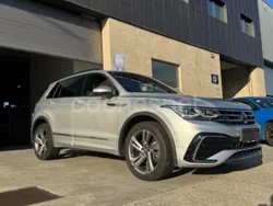 Gris / plata Usado 2021 VW Tiguan R-line SUV | 33.500 € (Precio justo)