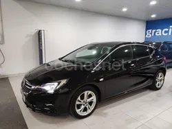 Negro Usado 2018 Opel Astra Dynamic Berlina | 14.800 € (Caro)