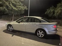 Gris / plata Usado 2003 Mazda 6 Active Berlina | 1100 € (Buen precio)