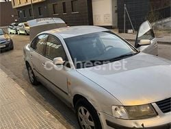 Gris / plata Usado 1998 VW Passat Comfortline Familiar | 1550 €