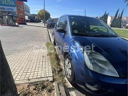 Azul Usado 2003 Ford Fiesta Trend Utilitario | 2899 € (Precio justo)
