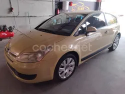 Beige Usado 2006 Citroën C4 Berlina | 3990 € (Precio justo)