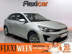 Gris Usado 2022 Kia Rio Berlina | 13.790 € (Precio justo)