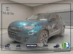 Azul Usado 2025 Fiat 600 La Prima SUV | 25.990 € (Un poco caro)