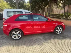 Rojo Usado 2004 Audi A3 Attraction Berlina | 3495 € (Precio justo)