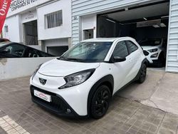 Blanco Usado 2023 Toyota Aygo Play Utilitario | 12.995 € (Precio justo)