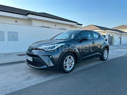 Gris / plata Usado 2022 Toyota C-HR Advance SUV | 18.400 € (Precio justo)