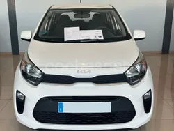 Blanco Usado 2024 Kia Picanto Utilitario | 13.700 € (Precio justo)