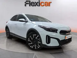 Blanco Usado 2023 Kia XCeed SUV | 20.290 €
